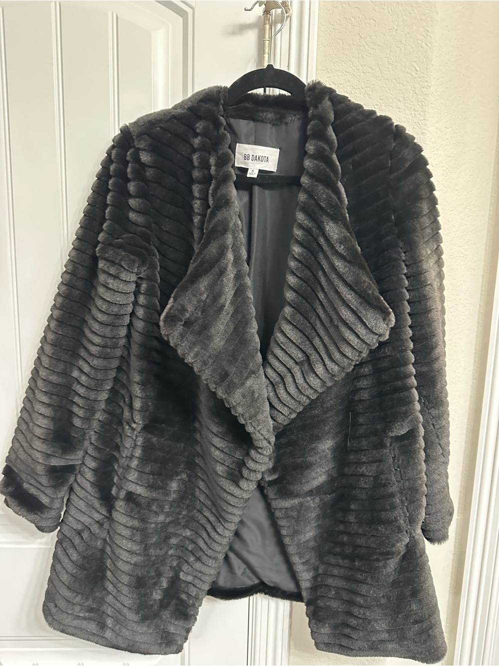 BB Dakota Black Ribbed Faux-Fur Open Front Teddy Coat